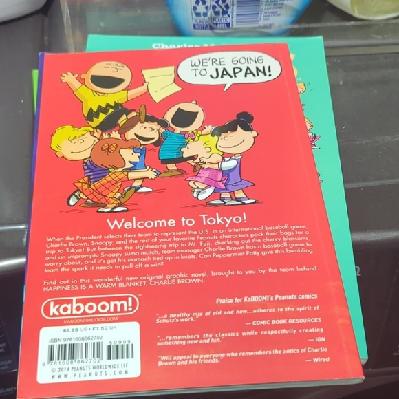 Peanuts Comic Book Set - Picture 6 of 6